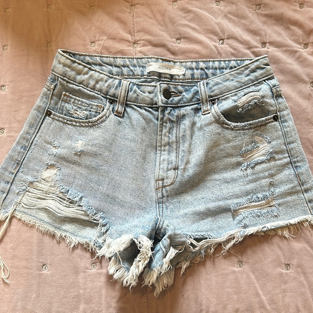 HIDDEN Jean Shorts Size Small